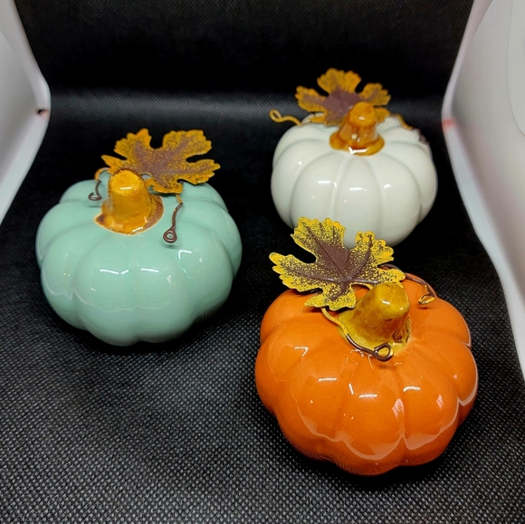 busy Mom's Nail Shenanigans Other - New Small Ceramic Pumpkin Deco